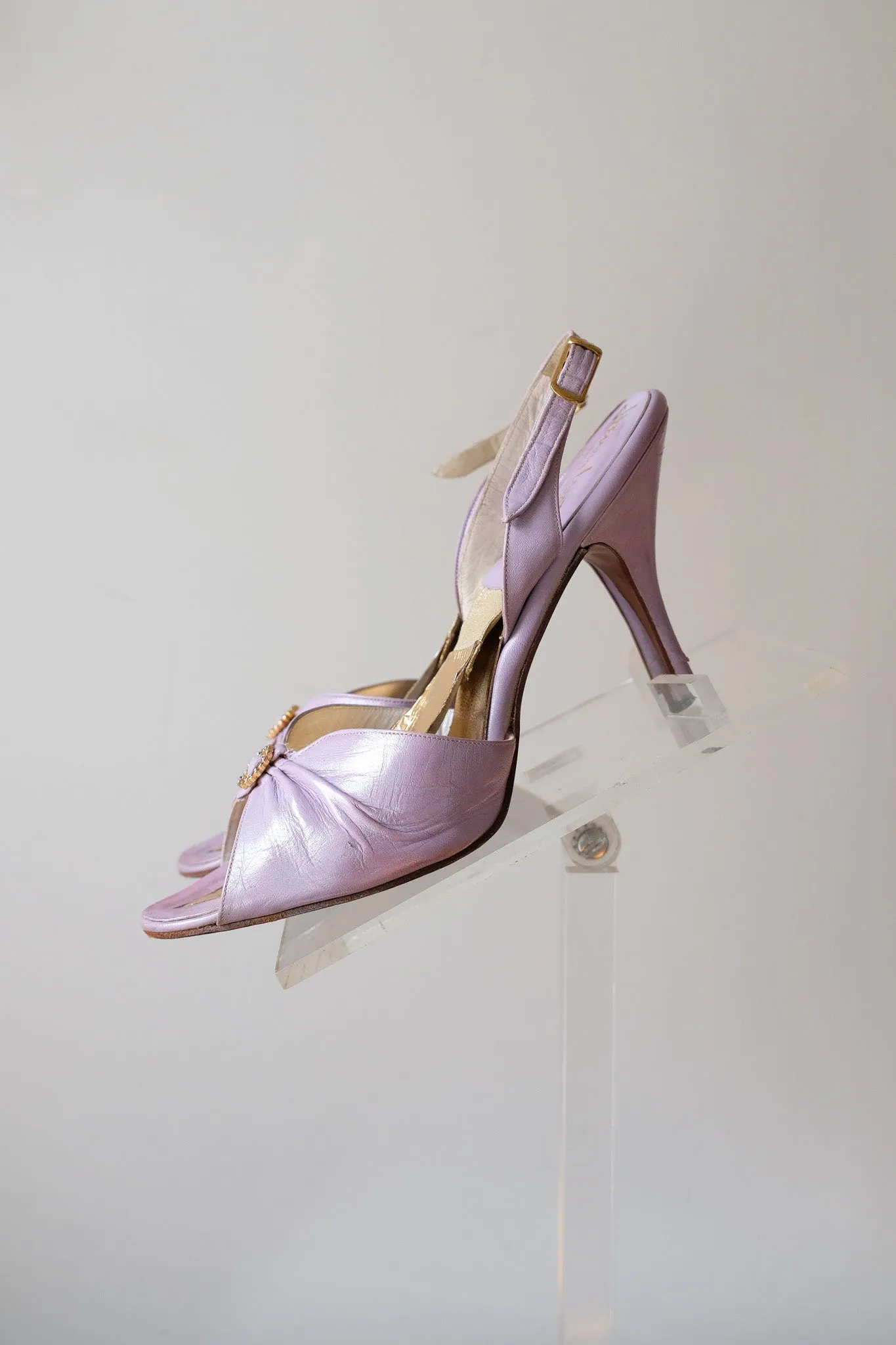 Glamorous 1950's Lavender Spring-o-lators by Henry Waters / Size 7