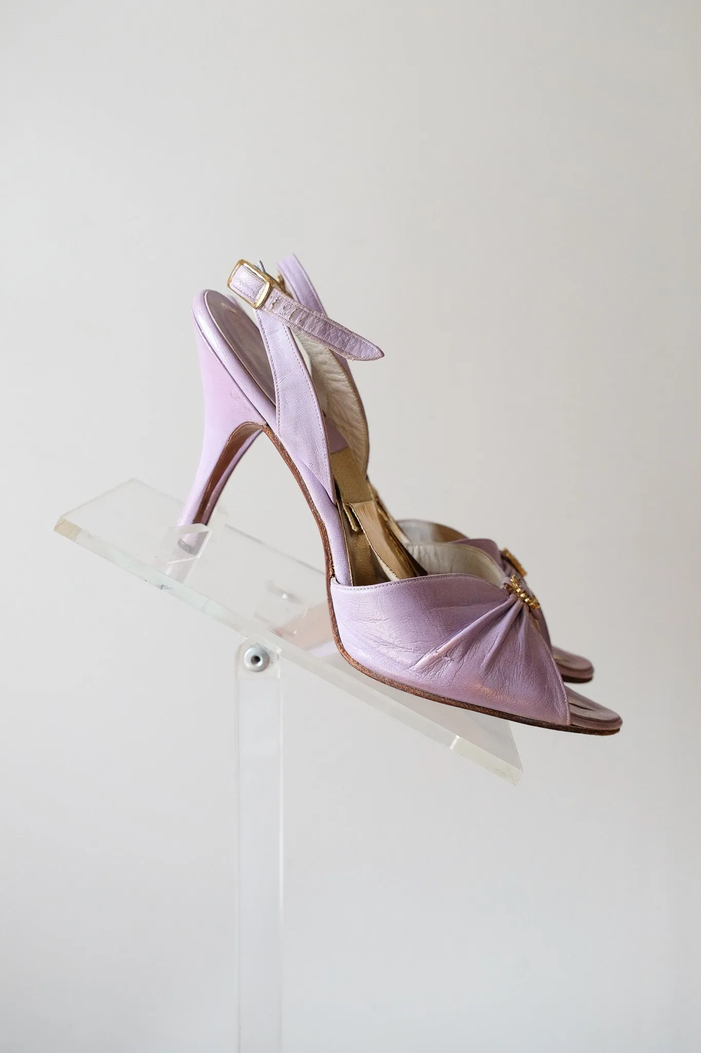 Glamorous 1950's Lavender Spring-o-lators by Henry Waters / Size 7