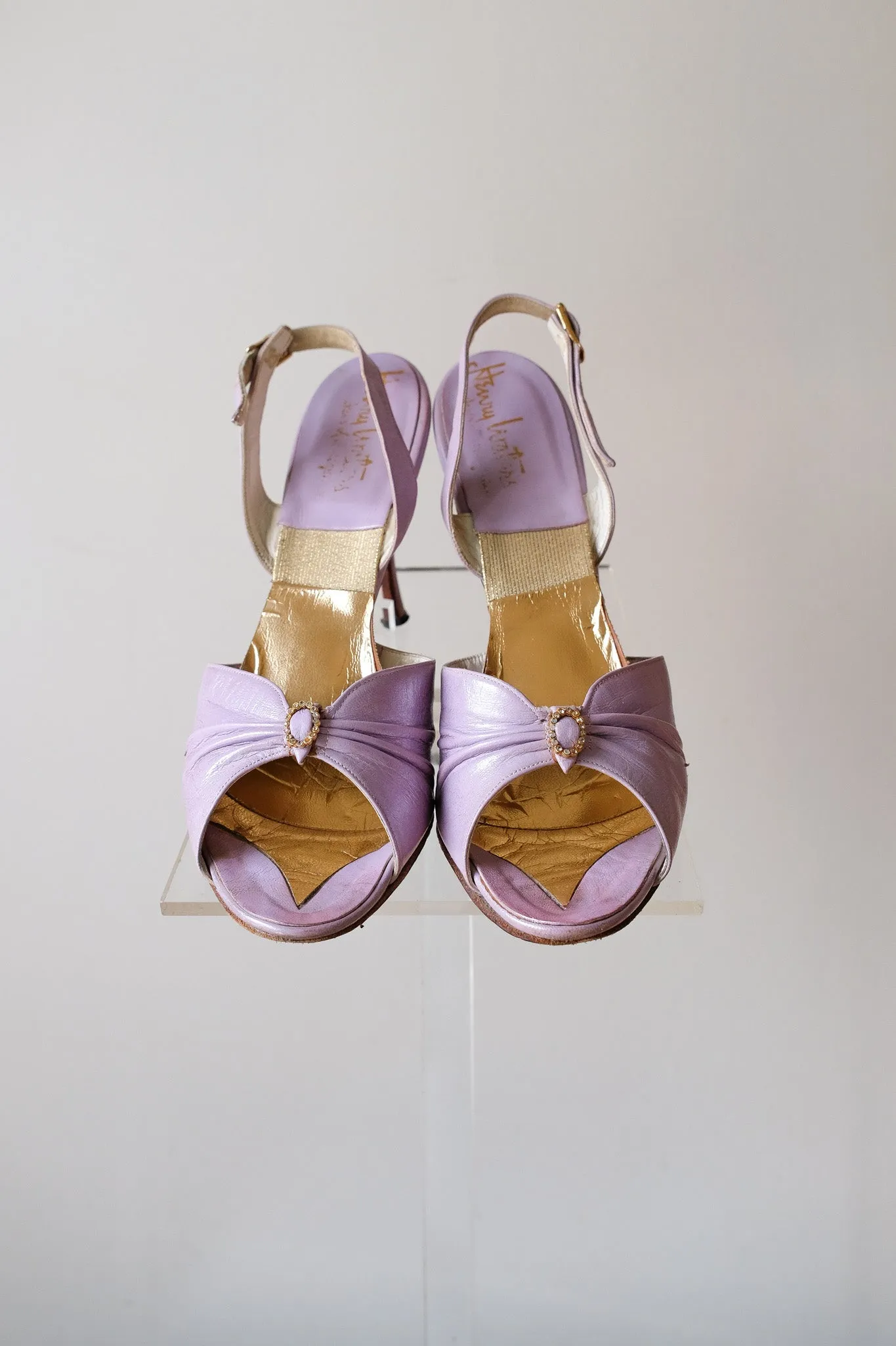 Glamorous 1950's Lavender Spring-o-lators by Henry Waters / Size 7