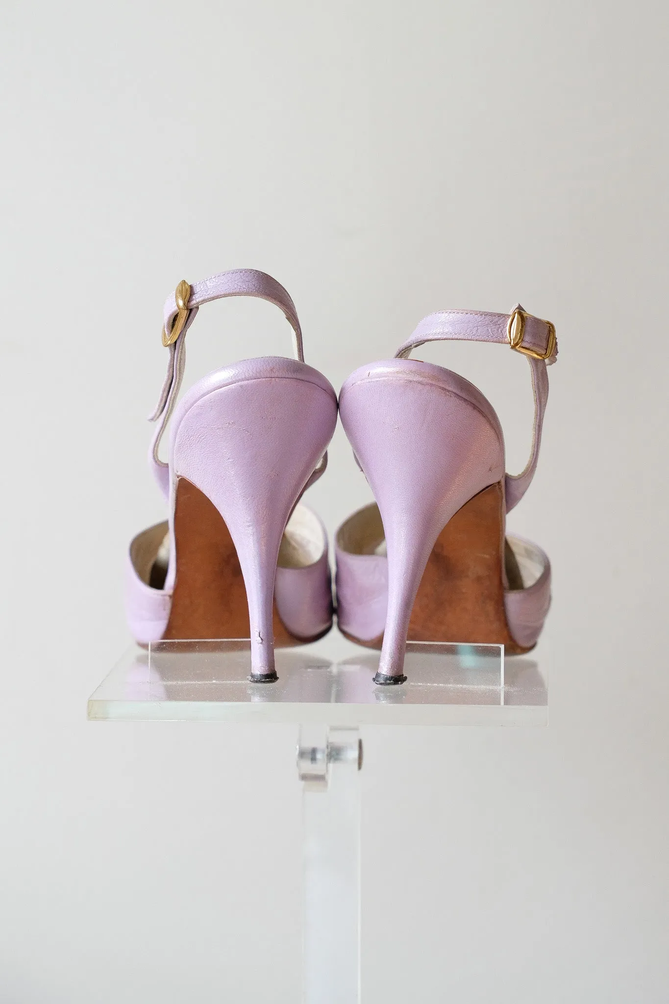 Glamorous 1950's Lavender Spring-o-lators by Henry Waters / Size 7