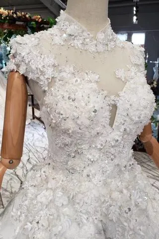 New Arrival Wedding Dresses Cap Sleeves Princess Ball Gown With Applique PFW0358
