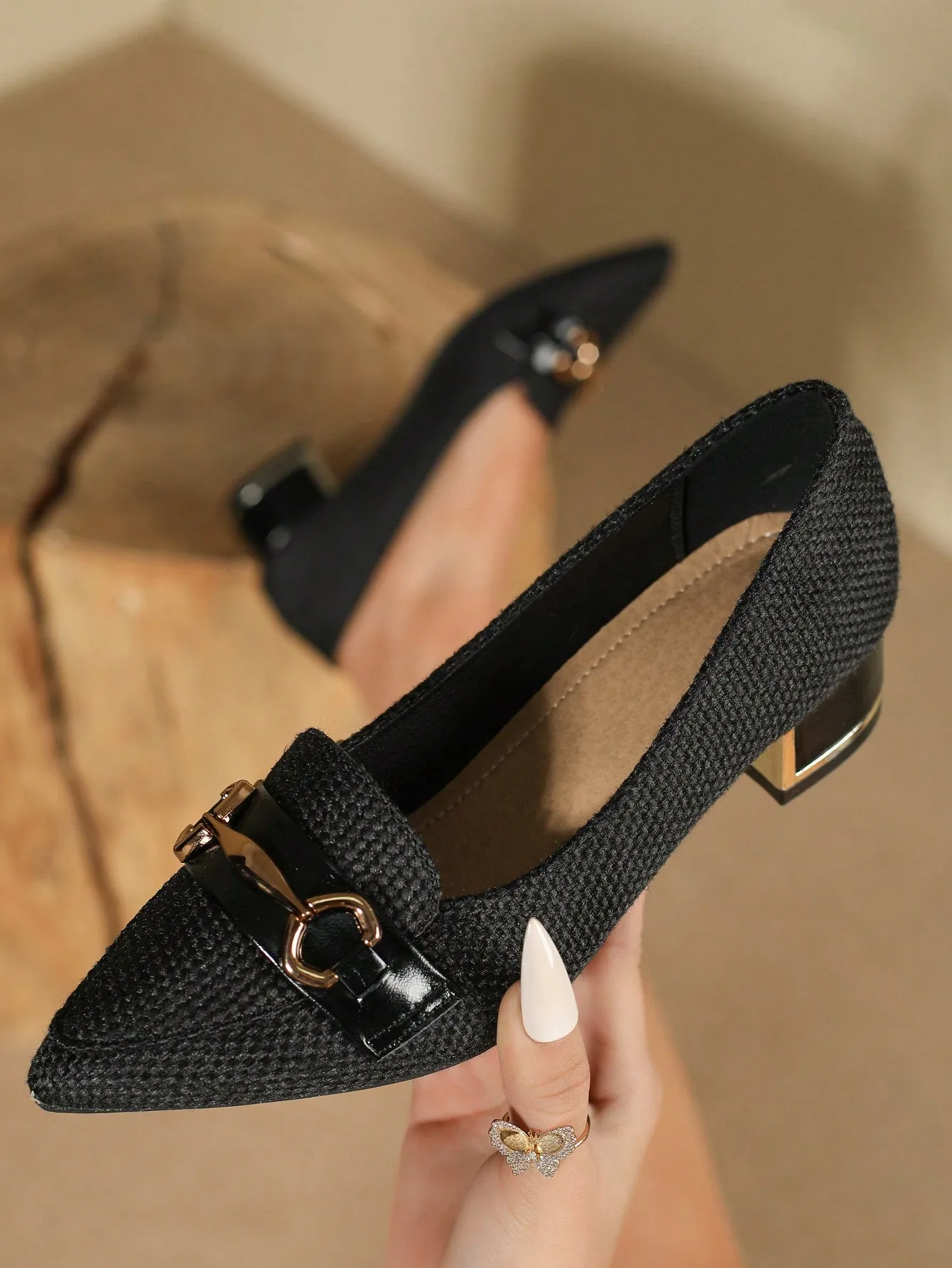 Pointed Toe And Metallic Buckle Mary Jane Chunky Heeled Shoes- FD ⚡
