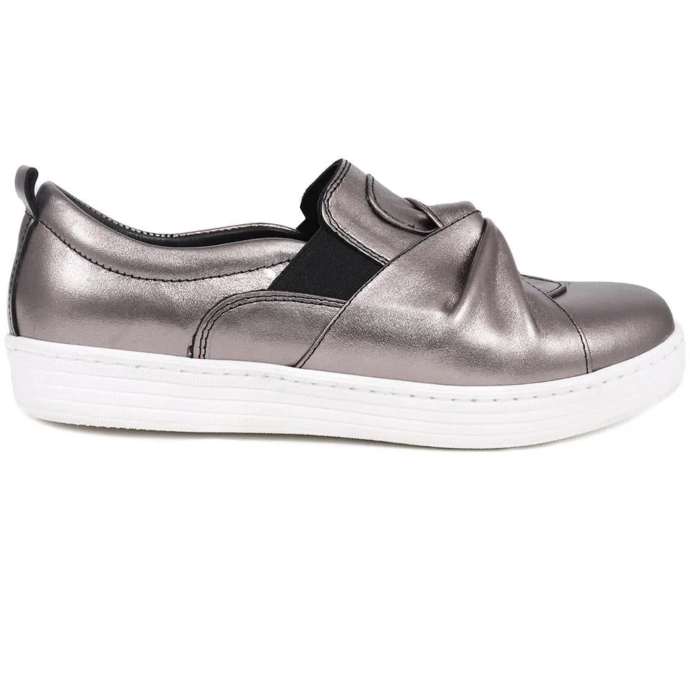 Slip-On Trainers  - BELULUTA39011 / 325 835