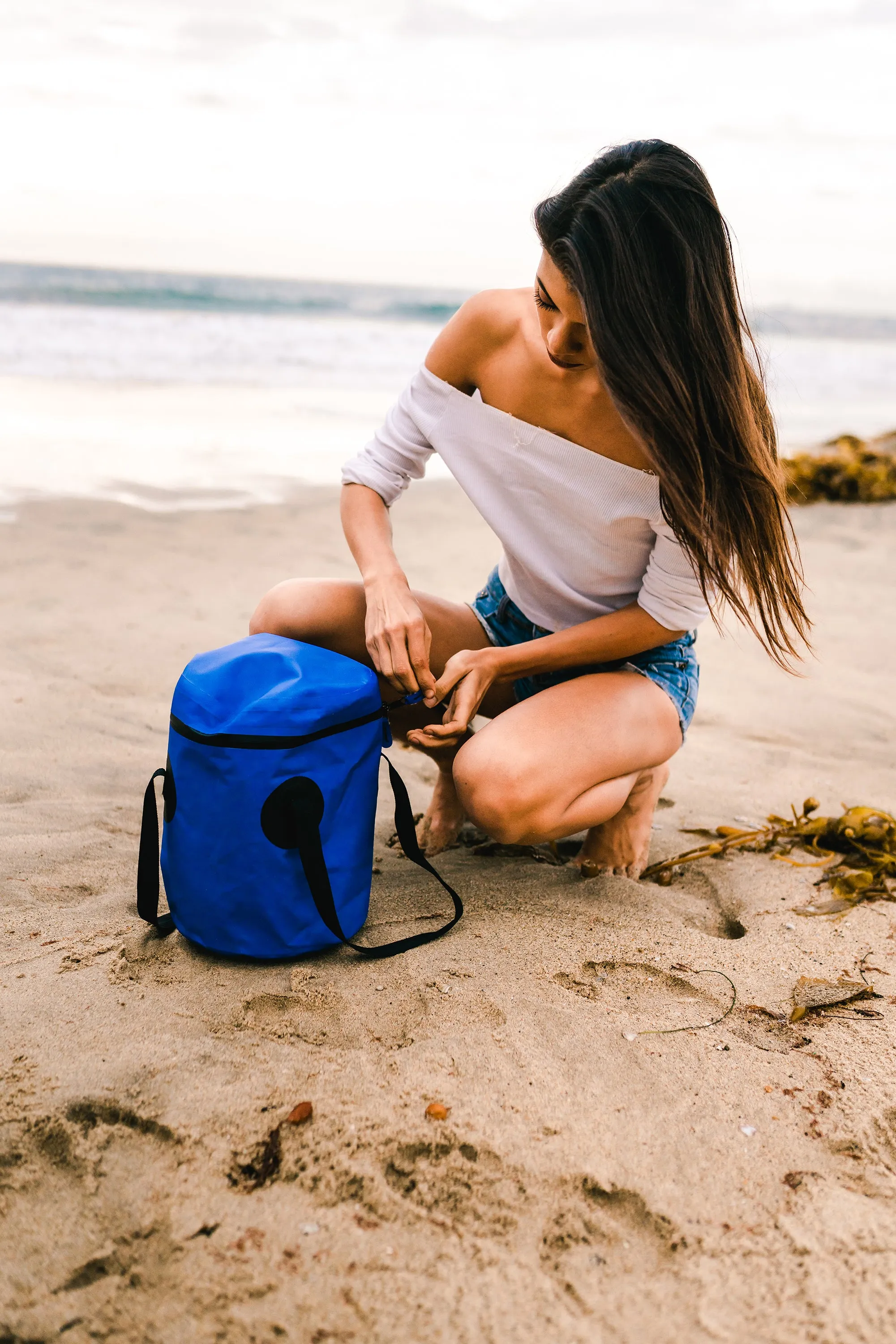 Stansport Waterbucket - 12 Liter - With Zippered Top
