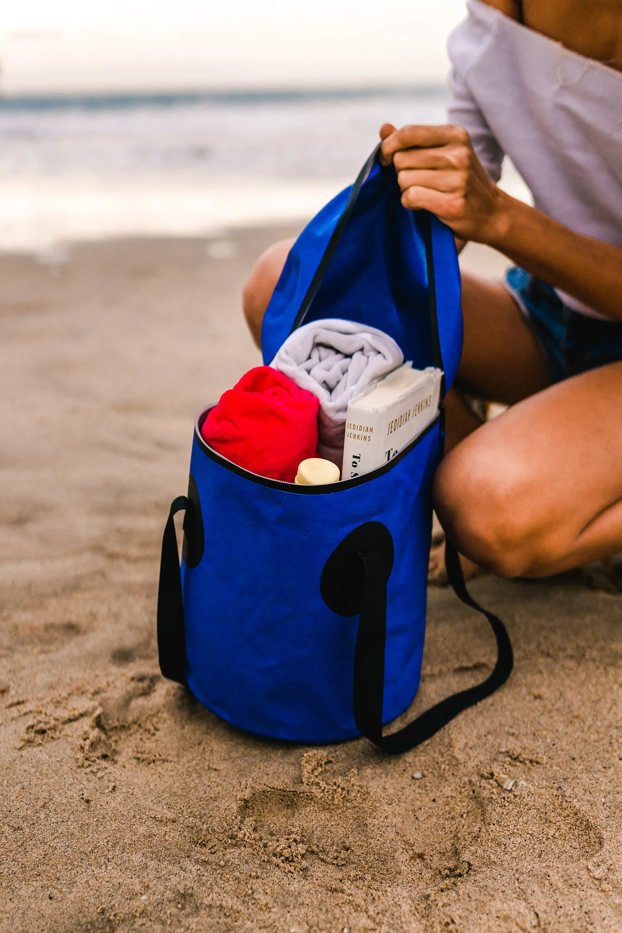 Stansport Waterbucket - 12 Liter - With Zippered Top